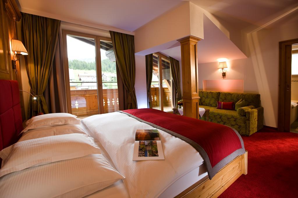 Hotel Auenhof Lech am Arlberg Exteriör bild