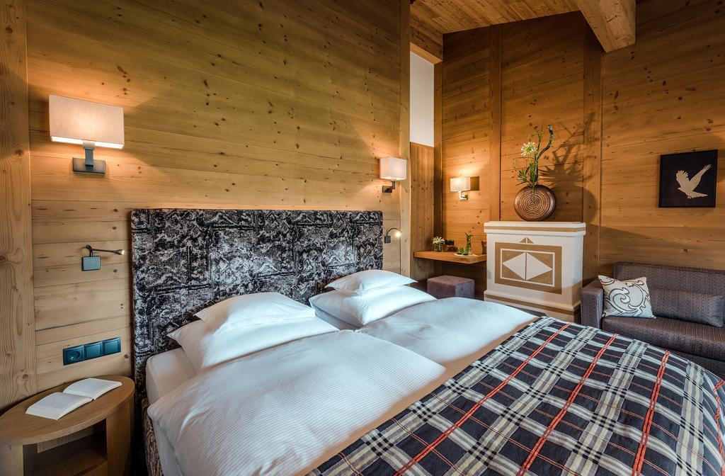 Hotel Auenhof Lech am Arlberg Exteriör bild